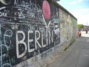 10136070-the-berlin-wall-300x224